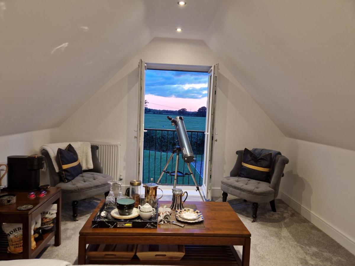 Hillvine Hotel Hartpury Ruang foto